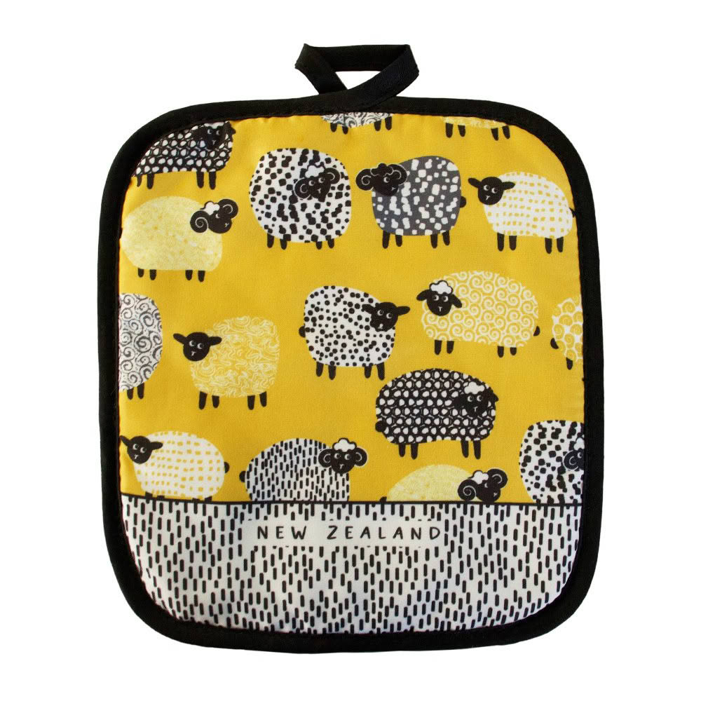 PH1026_Web Counting Sheep Pot Holder - Image 1