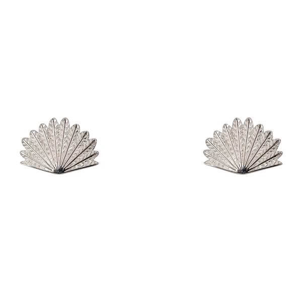 Frosted Fantail Studs